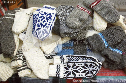 Image of Woolen gloves