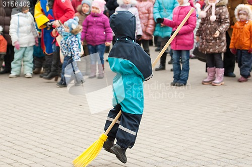 Image of Broomstick running