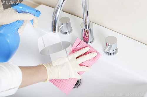 Image of clean sink