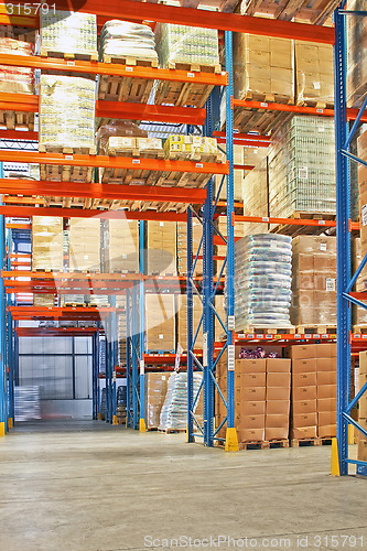 Image of Shelf and cargo