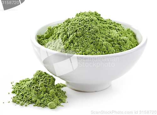 Image of bowl of wheat sprouts powder