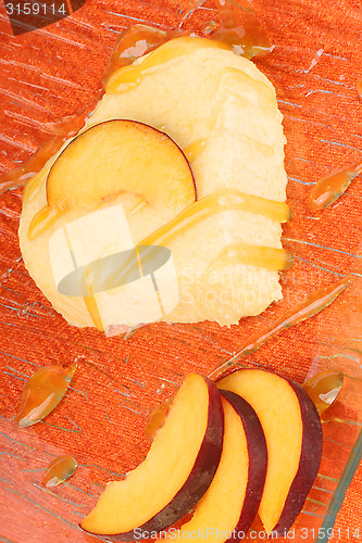 Image of Heart shaped peach bavarian cream (bavarese)