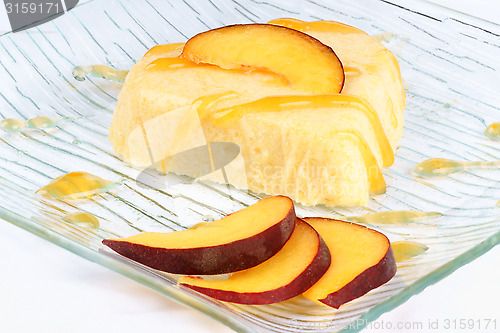 Image of Heart shaped peach bavarian cream (bavarese)