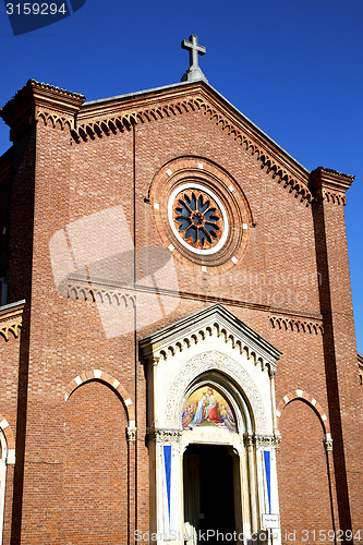 Image of rose window  italy  lombardy     in  the castellanza  old    
