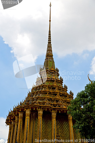 Image of  thailand  in  bangkok  rain   temple abstract plant tree