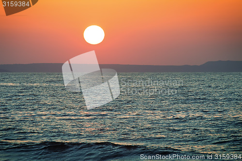 Image of Landscape: sunsets on the sea.