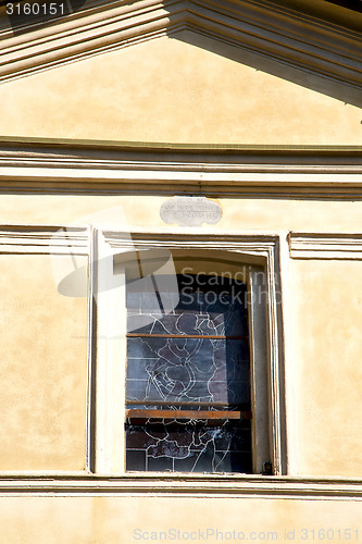 Image of rose window  italy  lombardy     in  the milano  old   