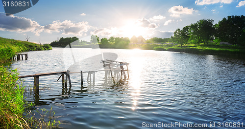 Image of Broken pier