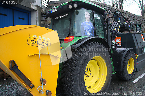 Image of Molde Tractor