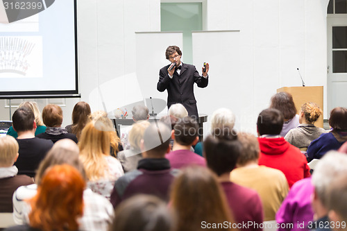 Image of Speaker Talking at Business Conference.