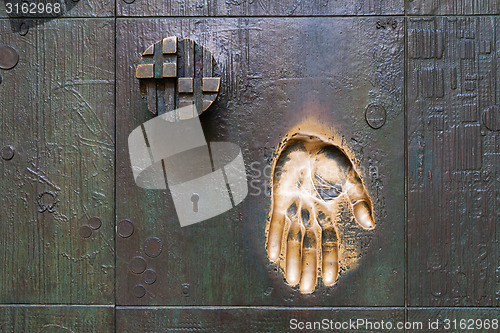 Image of Saint Georges Door