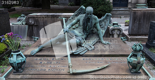 Image of Old Cemetery statue