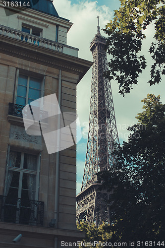 Image of Eiffel Tower in Paris, France.