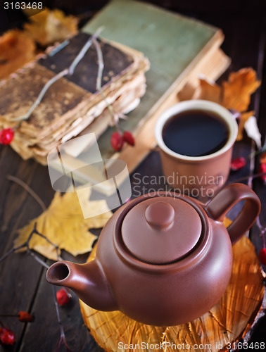 Image of fresh tea in teapot