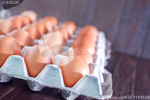 Image of raw eggs