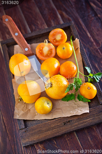 Image of yellow tomato