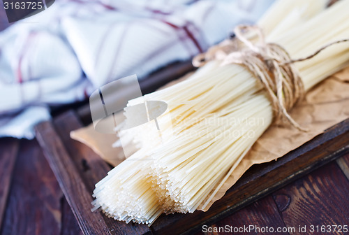 Image of raw rice noodles