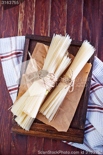 Image of raw rice noodles