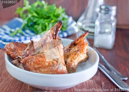 Image of fried chicken wings