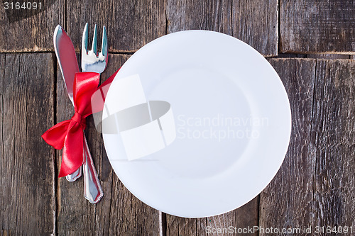 Image of fork and knife on a table