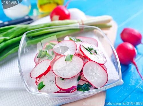 Image of fresh radish
