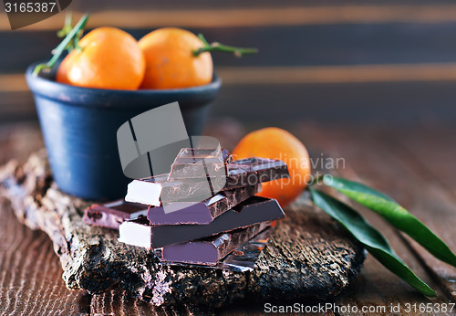 Image of chocolate and tangerines