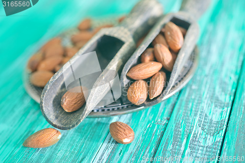 Image of almond