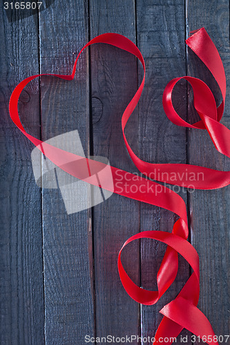 Image of red ribbon