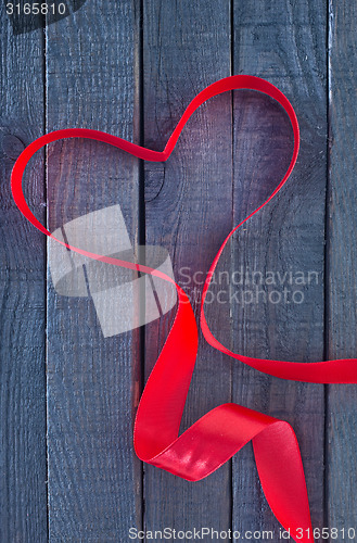 Image of red ribbon