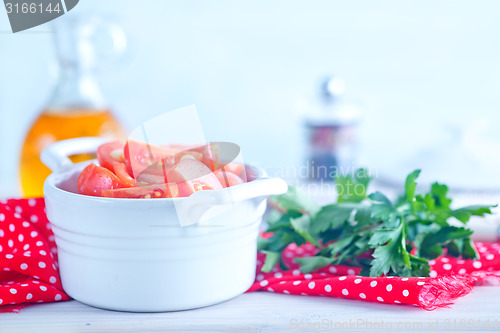 Image of tomato salad