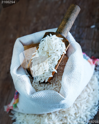 Image of raw rice