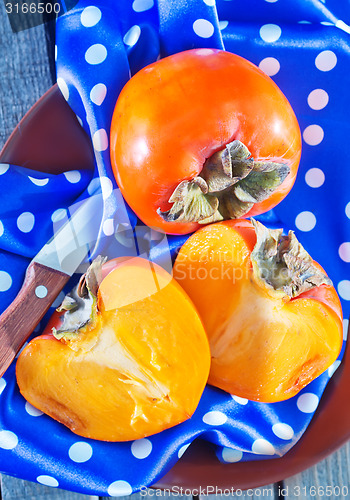 Image of Ripe persimmons 