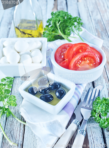 Image of ingredients for salad