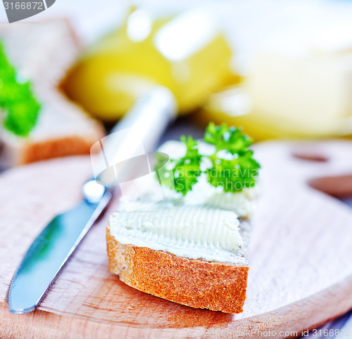 Image of bread with butter