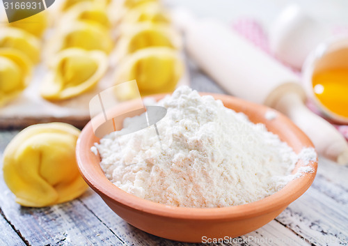 Image of flour