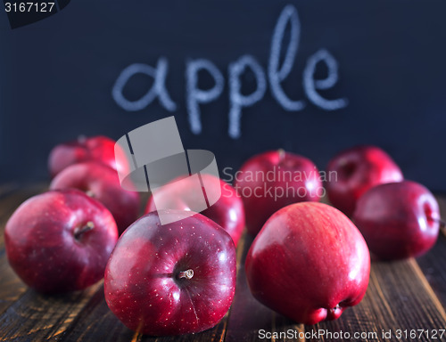 Image of red apples