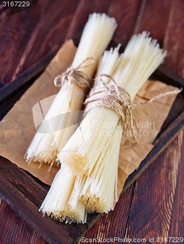 Image of raw rice noodles
