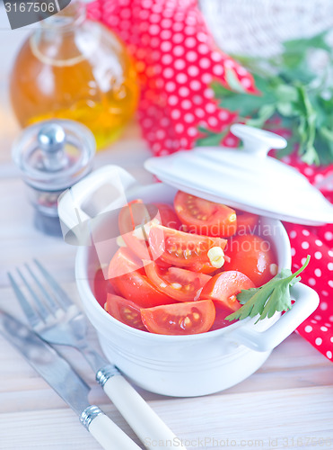 Image of tomato salad