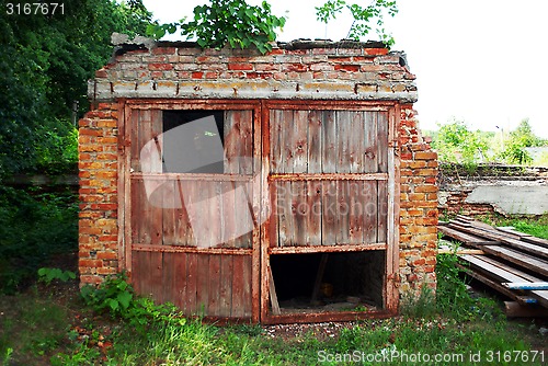 Image of barn