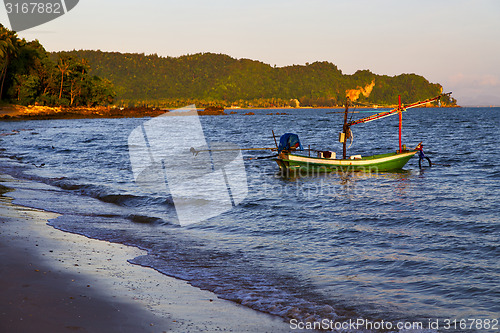 Image of sunrise asia   the  lomprayah   isle  