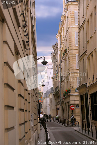 Image of Paris street