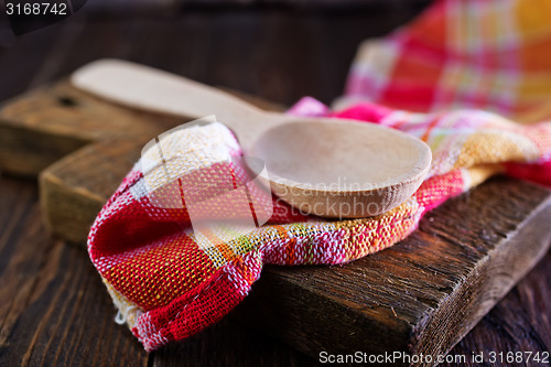 Image of wooden spoon