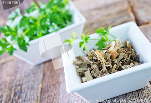 Image of dry parsley