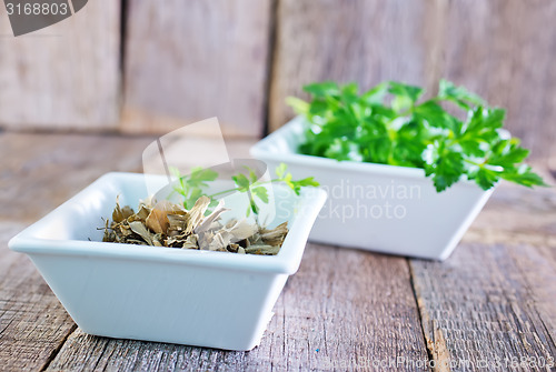 Image of dry parsley