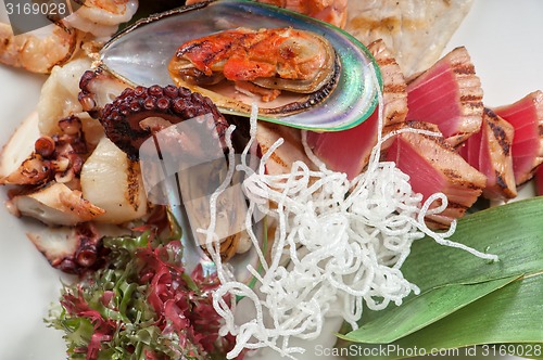 Image of seafood mix