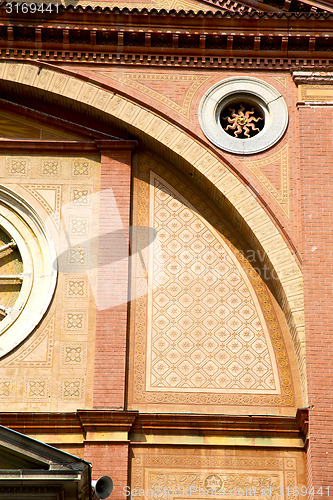 Image of rose window  italy  lombardy       the lonate ceppino   tower   