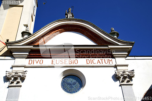 Image of rose window  italy  lombardy     in  the busto arsizio  old    b