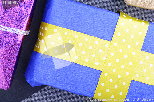Image of blue gift box