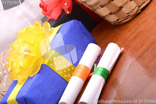 Image of gift box