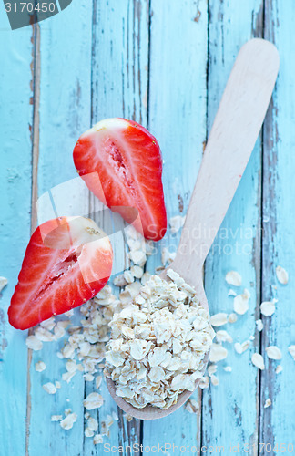 Image of raw oat flakes